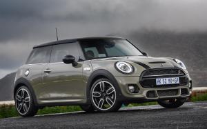 Mini Cooper S John Cooper Works Package 2018 года (ZA)